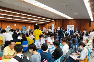 学びリンクは、6月15日(土)、JA共済埼玉ビル３F（埼玉県さいたま市）にて、「通信制高校・サポート校合同相談会」を開催しました。
