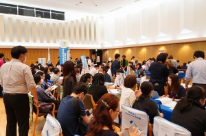 学びリンクは、6月23日(日)、町田市文化交流センター 6F（東京都町田市）にて、「通信制高校・サポート校合同相談会」を開催しました。