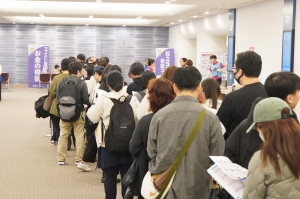 学びリンクは11月9日（日）に神奈川県横浜市のパシフィコ横浜にて、『通信制高校・サポート校合同相談会』を開催いたしました。