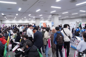 学びリンクは2月1日（日）に埼玉県さいたま市のさいたまスーパーアリーナ展示ホールにて、『通信制高校・サポート校合同相談会』を開催しました。