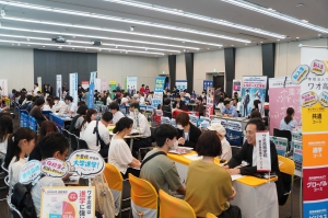 学びリンクは6月21日（日）御茶ノ水ソラシティ カンファレンスセンター1・2階にて、『通信制高校・サポート校合同相談会』を開催しました。