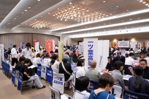 学びリンクは7月11日（土）に福岡ファッションビルにて、『通信制高校・サポート校合同相談会』を開催しました。