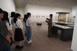 麗澤高等学校 通信制課程（千葉県・通信制高校）では、7月6日（月）にアーティゾン美術館の見学を行いました。