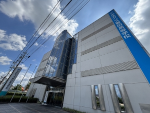 ルネサンス豊田高等学校の本校が、愛知県豊田市中心部の新校舎へと移転されました。