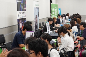 学びリンクは、熊本城ホール3Fにて、『通信制高校・サポート校合同相談会』を開催しました。
