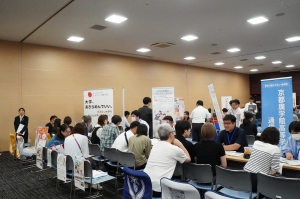 学びリンクは、京都JAビルB1・2Fにて『通信制高校・サポート校合同相談会』を開催しました。