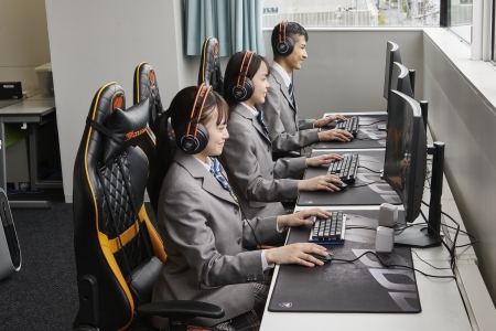 2023年度から「eスポーツコース」を開設予定