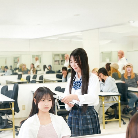 年間10種類以上の検定に挑戦して、スキルがぐんぐん伸びる！