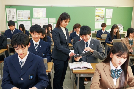  安心して高校生活が送れる、クラス担任制